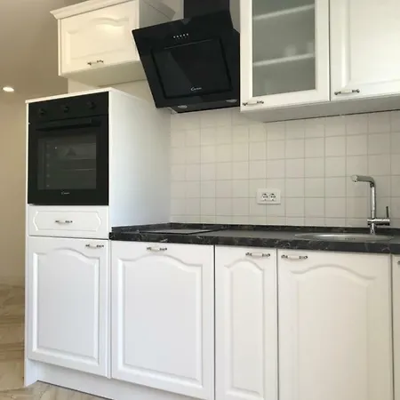 Mila Apartment Srima