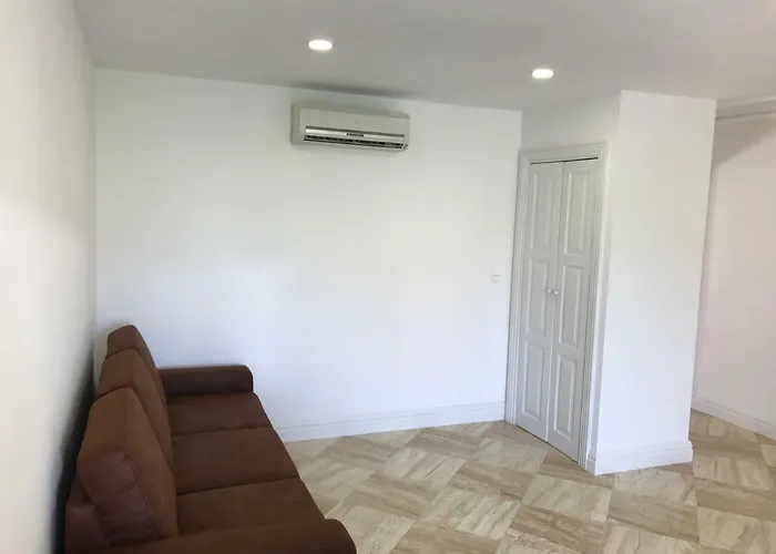 Mila 아파트 스리마