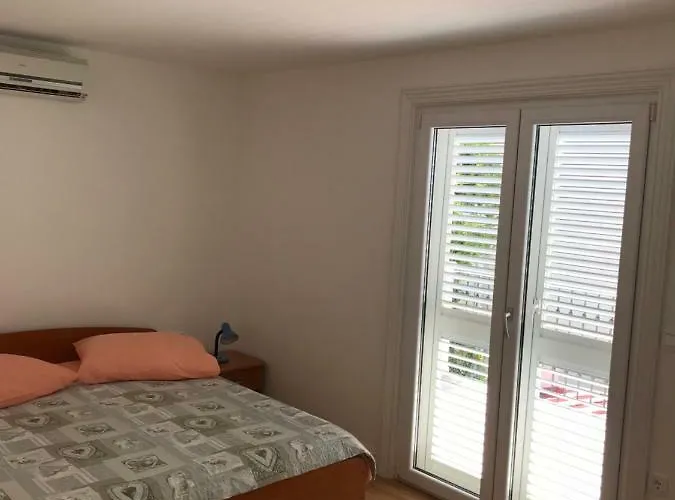 Mila 아파트 스리마